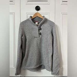 Women’s Medium NorthFace Fleece Sweater